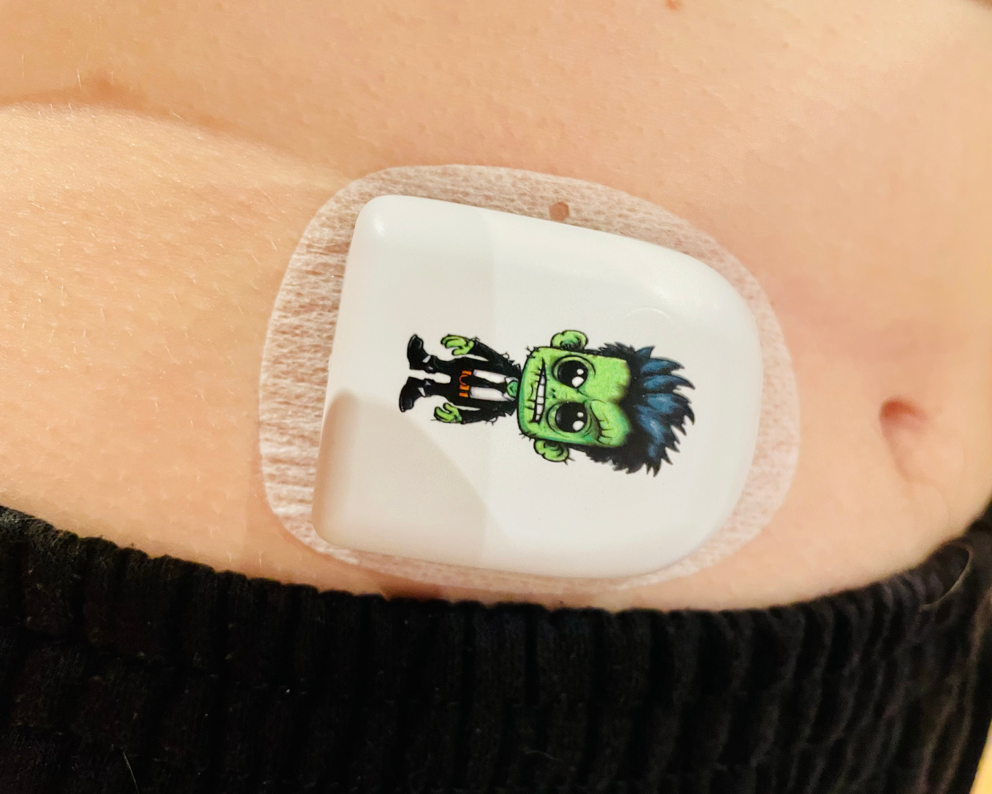 T1-me™ Reusable Omnipod Cover - Print - Zombie